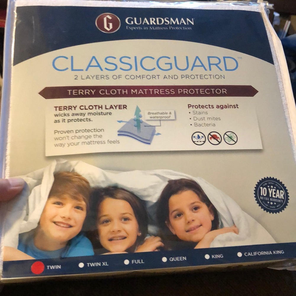 Classic guard twin size mattress protector